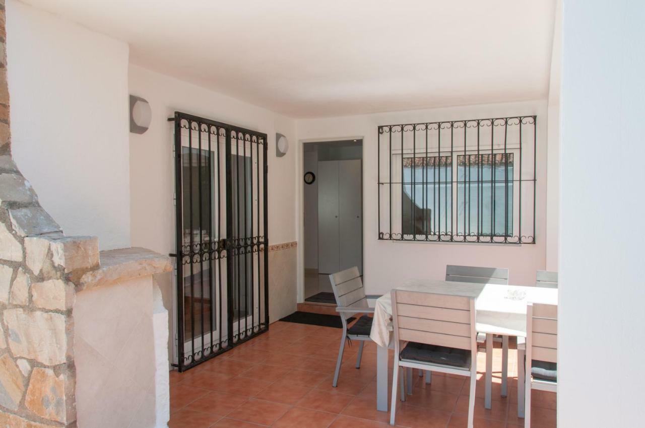 Villa Marysol Sleeps 6 フエンヒロラ エクステリア 写真